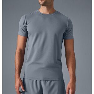 ALO Yoga Men's Short Sleeve Crewneck Tee in Slate Gray